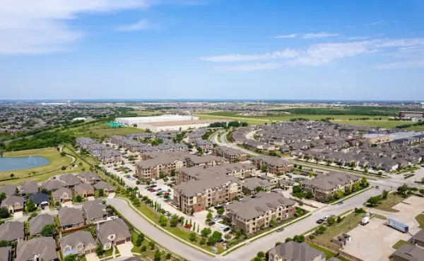 Strong Revenue Management Bolsters Floundering Dallas Property